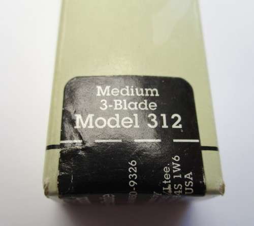 Vintage Browning medium 3 blade stockman knife no. 312 Made in Seki, Japan with original box.