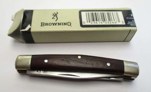 Vintage Browning medium 3 blade stockman knife no. 312 Made in Seki, Japan with original box.