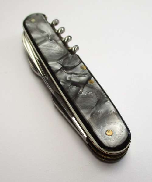 Vintage Bonsa Scout pattern knife , made in Solingen, Germany.