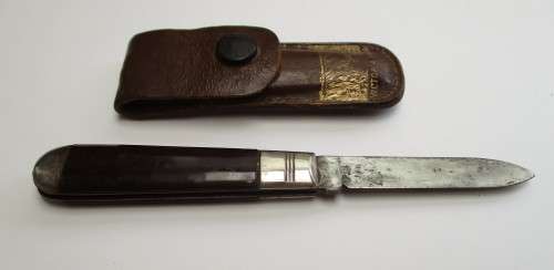 Vintage Richards (Lamppost) Pocket Knife in pouch -- Victoria Falls -- Sheffield, England