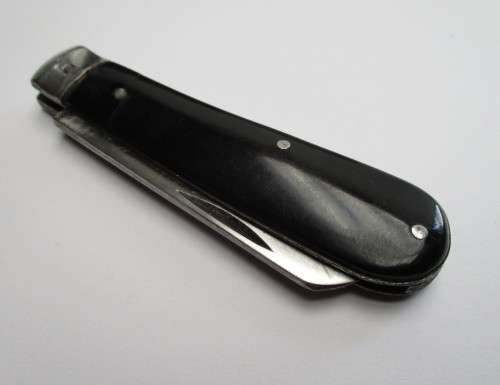 Vintage Joseph Rodgers sheeps foot pocket knife, made in Sheffield , England.