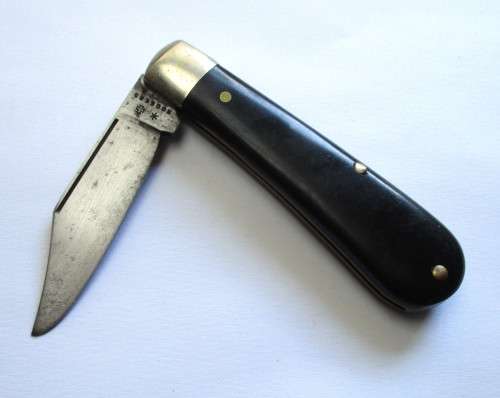 Joseph Rodgers Pocket knife, made in Sheffield England