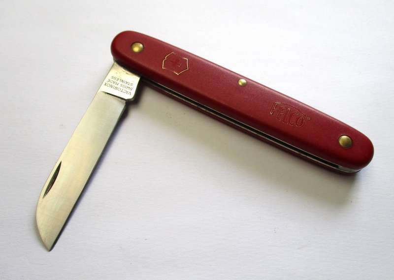 Horticultural Victorinox Swiss Army Knife -- Pruner / pruning knife / garden knife