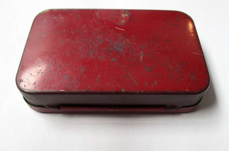 Vintage Tin - IBC Pastilles Boots, Nottingham, England.
