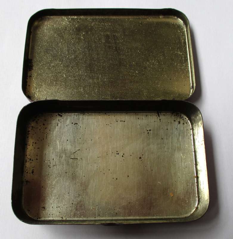 Vintage Tin - IBC Pastilles Boots, Nottingham, England.
