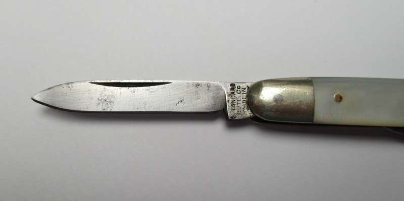 Antique / Vintage Mother of Pearl Pocket knife - Standard Cutlery Co., Germany
