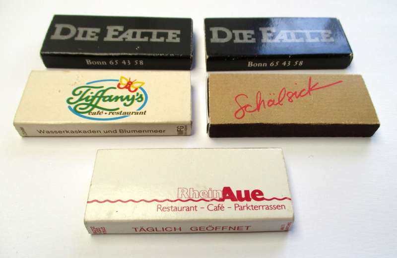 Lot of vintage Match Boxes - Bonn / Berlin etc.
