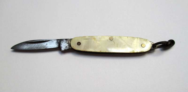 Vintage miniature Folding Knife / Pocket knife / fob knife