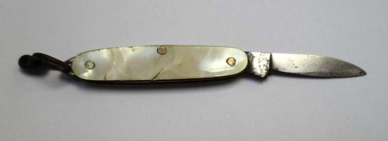 Vintage miniature Folding Knife / Pocket knife / fob knife