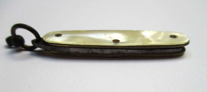 Vintage miniature Folding Knife / Pocket knife / fob knife