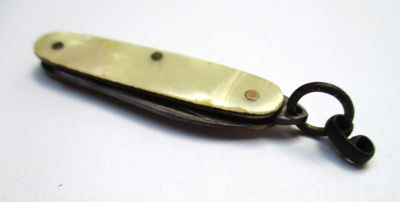 Vintage miniature Folding Knife / Pocket knife / fob knife
