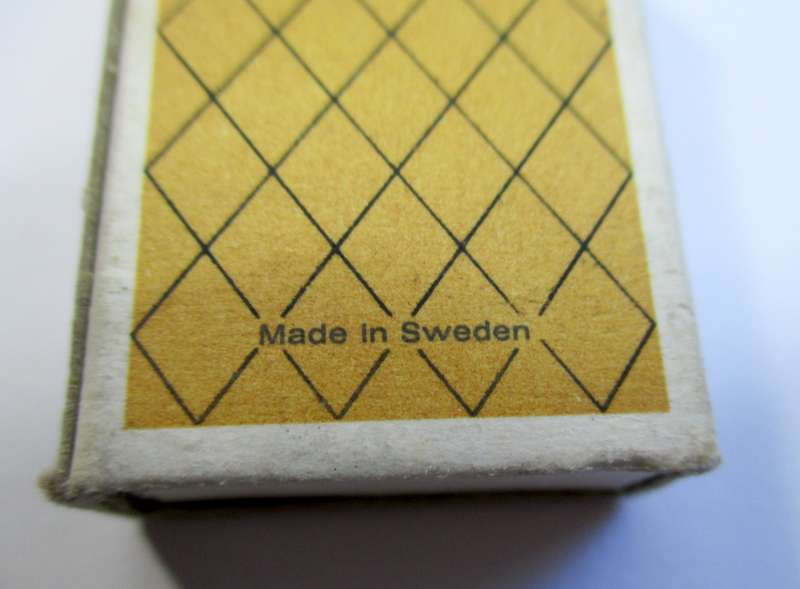 Vintage `La Petite` Matches, made in Sweden