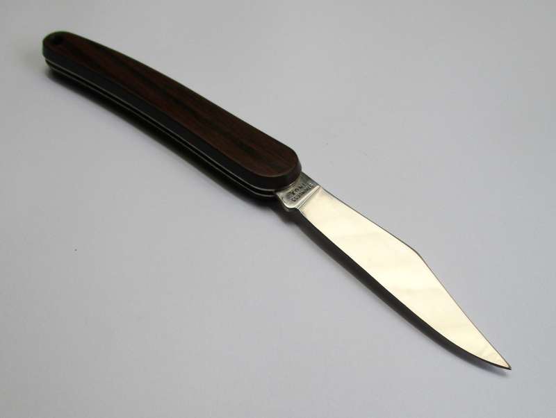 Vintage Folding knife / pocket knife / jack knife. Marked -  Stag, Ireland.