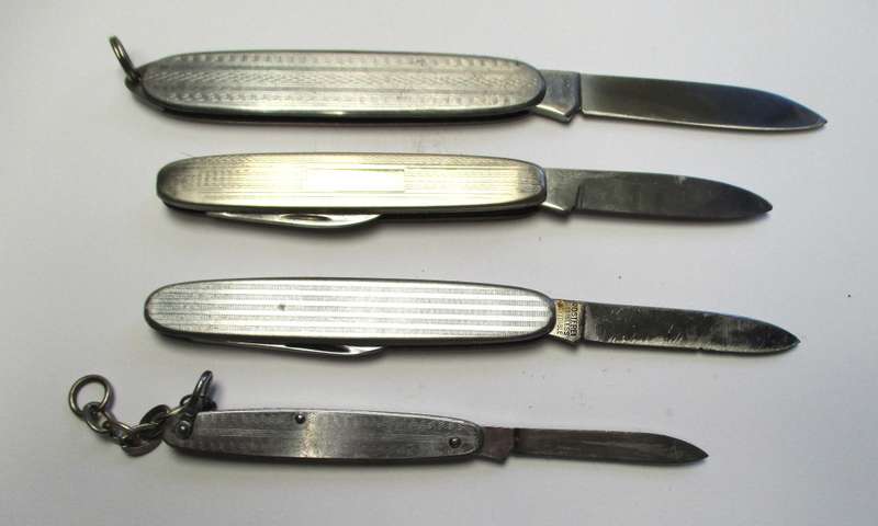 Lot of 4 vintage folding knives / pocket knife lot