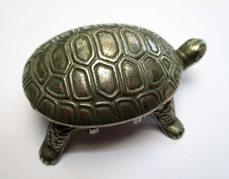 Vintage metal Tortoise shaped salt container / trinkets - hinged lid