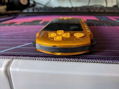 Bright Yellow PSP 3000 / Slim with original box and charger