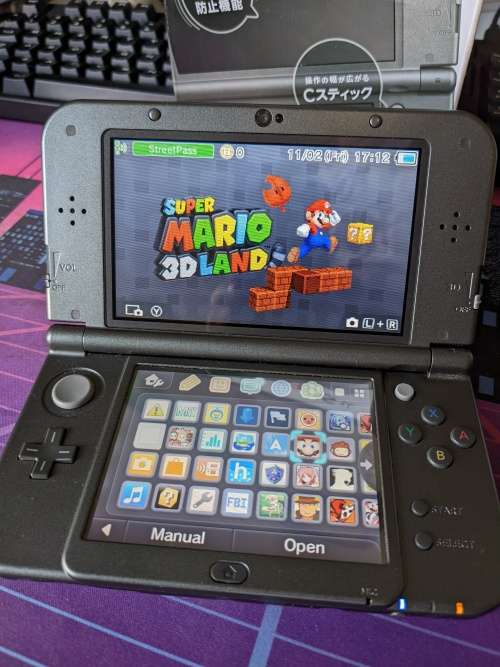 New Nintendo 3DS XL / LL Metallic Black with 128GB memory card
