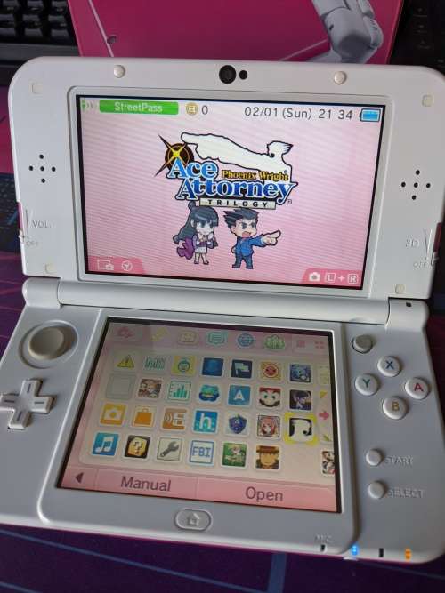 New Nintendo 3DS XL / LL Pink and white with 128GB memory card BUNDLE