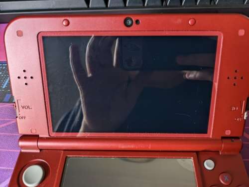 New Nintendo 3DS XL / LL Metallic Red with 128GB memory card/ LOWER IPS SCREEN