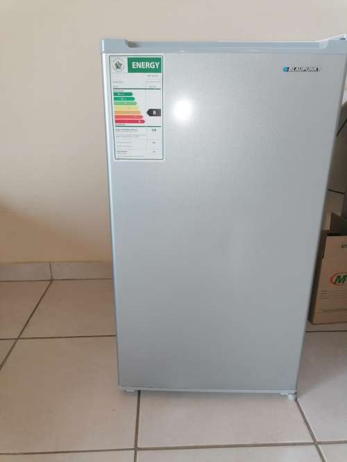 Blaupunkt BF 9401 93 Litre small fridge