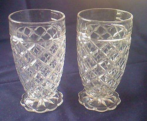 2 VINTAGE PARFAIT GLASSES
