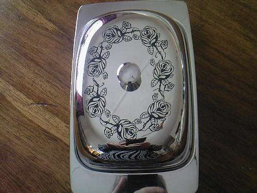 STAINLESS STEEL BUTTER DISH WITH ENGRAVED ROSES