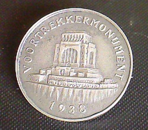 1938 Sterling Silver R.M.P. VOORTREKKER MONUMENT BROOCH/BADGE