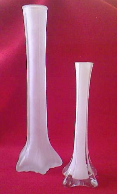 2 STEM VASES, IN PERFECT CONDITION, IDEAL FOR WEDDING BOUQUETS