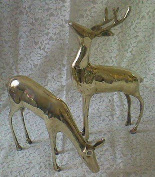 EXQUISITE PAIR OF GLEAMING BRASS DEER