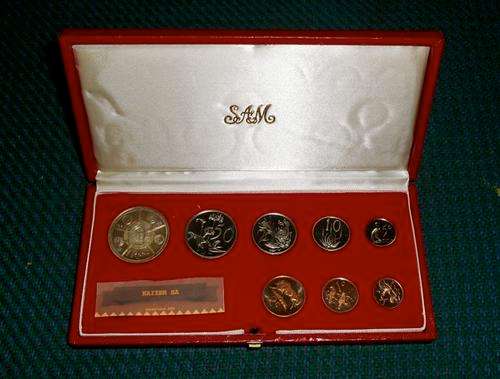 1974 Short Proof Set in RED Long proof box *No Gold* *No Reserve*