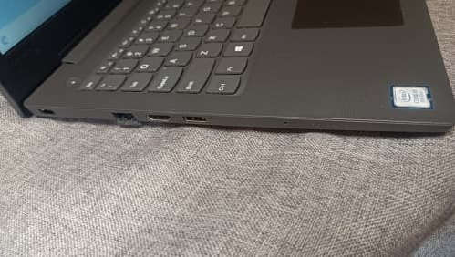 Lenovo V130-15IKB | 8th Gen i5-8250U | 8GB RAM | 250GB m.2 SD | 1TB HDD | 15` HD Display