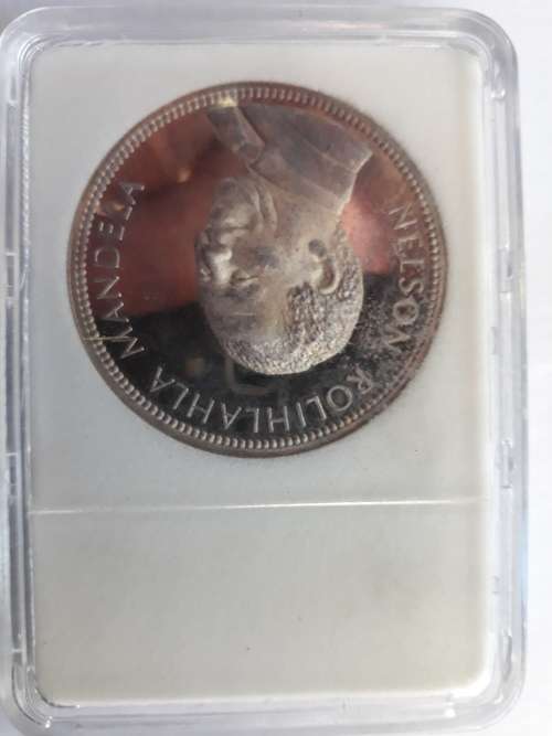 Encapsulated smiling Mandela silver medallion - Rare find!