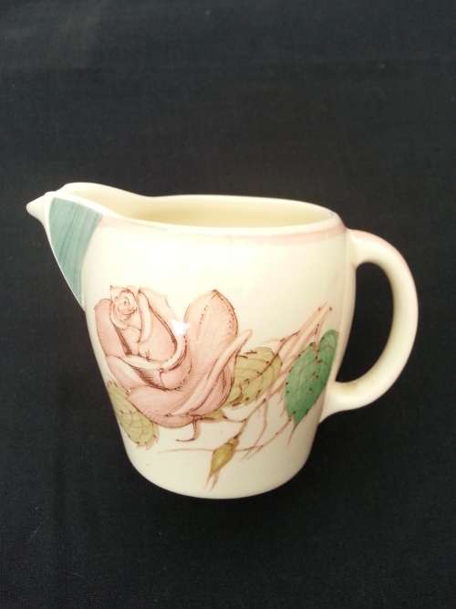 susie cooper burslem jug rose pattern no 1844