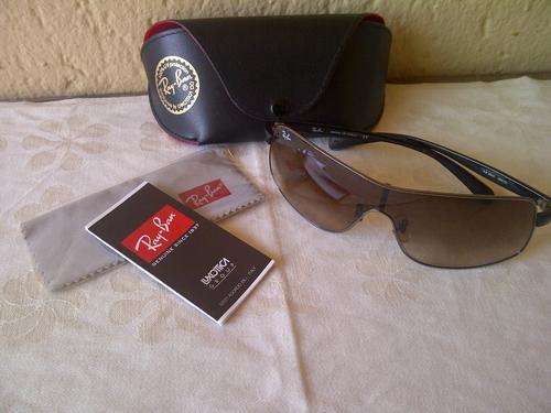 Ray-Ban Aviator Sunglasses