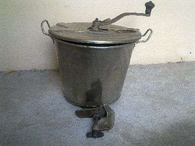 Manual Dough Mixer (Stunning Item!)