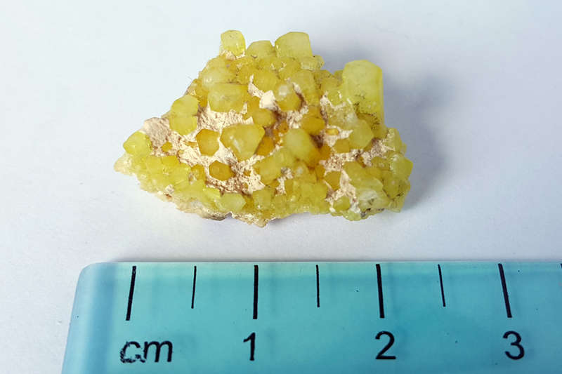 Ettringite Rough (2g)