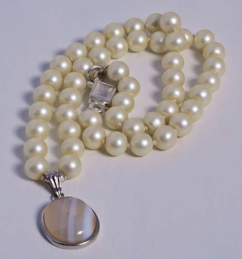 ***Free Shipping***Beautiful Pearl Necklace (48cm)