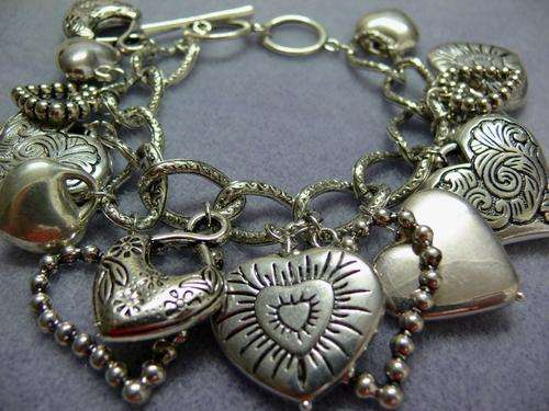 HEARTS BRACELET