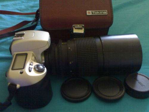 Nikon F60 with a tokina 500mm telescope lens