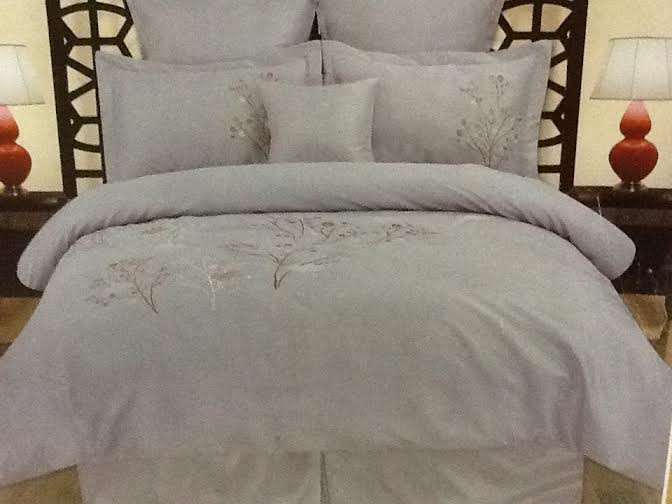 6 Piece - Cotton Feel - Bed Linen - Queen Size- Duvet Cover Set