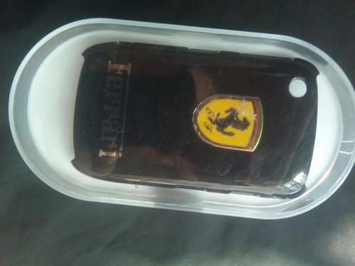 Blackberry 8520 Ferrari hard case cover