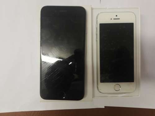 Iphone 6, Iphone 5S & 5 x Apple 2 Watches (Massive Bargain) worth over R30k