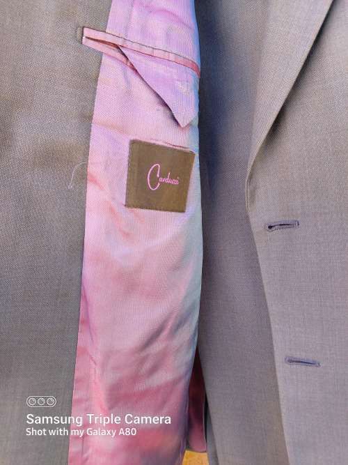 CARDUCCI WOOLRICH EXECUTIVE SUIT & PRINGLE OF SCOTLAND SHIRTWORTH R6000