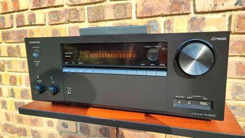Monster ONKYO TX-NR676F 7.2 AMP.  TOP OF THE RANGE. INTERNET, BLUETOOTH, WIFI CONNECTION