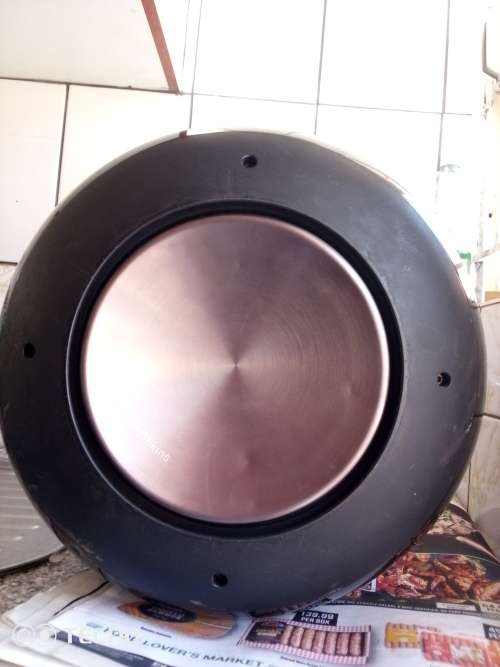Monster Bowers & Wilkins B&W PV1 Subwoofer / Active Subwoofer, 400W of mean power. A class subwoofer