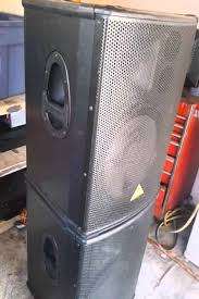 Money Maker Set of 2 BEHRINGER EUROLIVE B1520 PA speakers