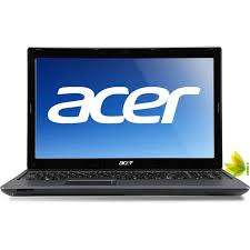 Masive Aspire 5733, i3, 1TB, 8gb, windows 10, with bag and mouse