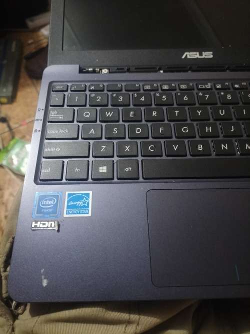 Asus Vivobook E203N-AFD154T 11.6` Laptop Grey N3350, 4GB, 64gb, 128gb card