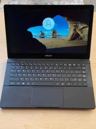Mecer Z140C Edu+, 500gb, 4gb ram, 1.10ghz, windows 10 in great condition