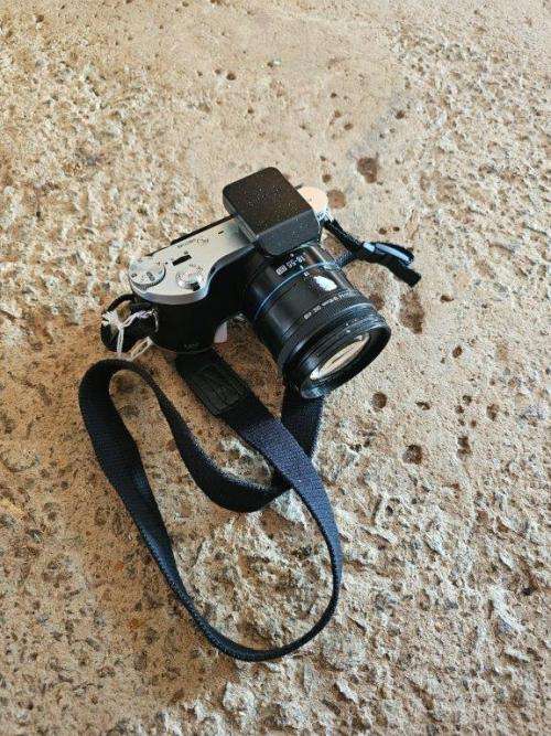 Real Deal Samsung NX300 Mirrorless Digital Camera with 18-55mm, WIFI, Amoled Touch, 3D
